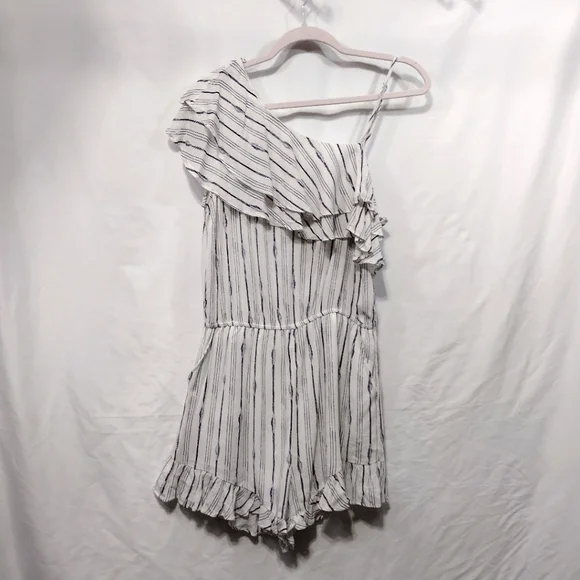 NWT Blu Pepper Romper Women's L White Blue Strips Ruffle Asymmetrical Beach Boho - Picture 8 of 12